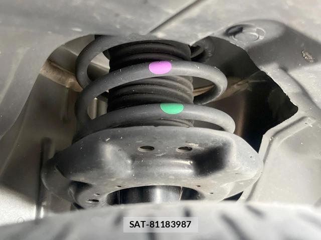 Nissan AURA 2023-05 8220212-19