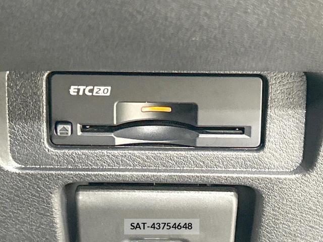 Nissan AURA 2024-12 8220268-5