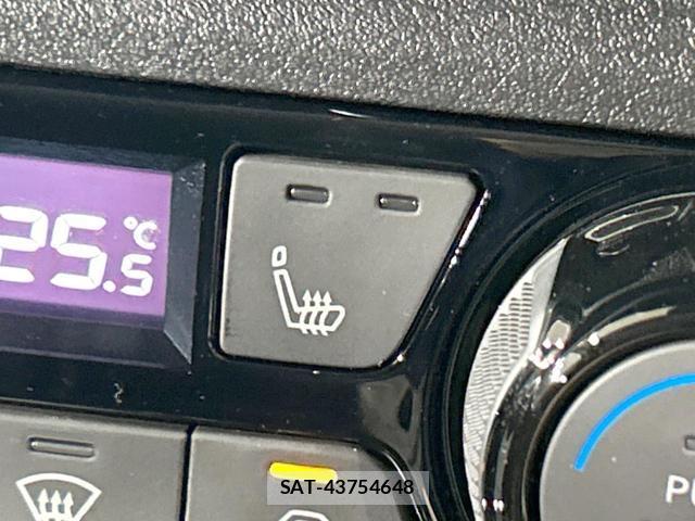Nissan AURA 2024-12 8220268-6