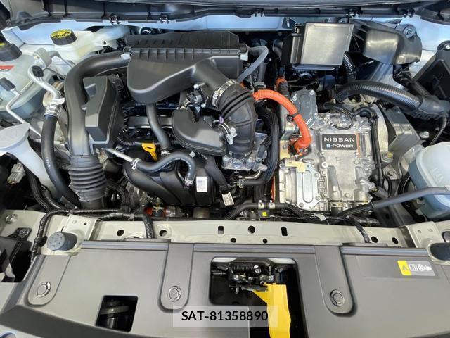 Nissan AURA 2025-11 8221273-17