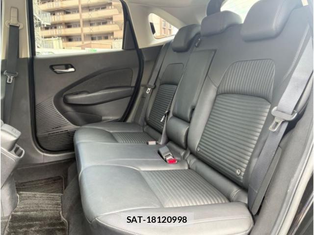 Nissan AURA 2021-08 8223477-6