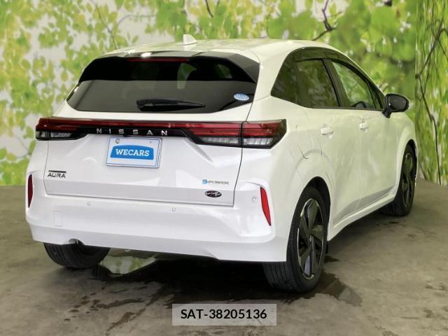 Nissan AURA 2021-11 8225125-2