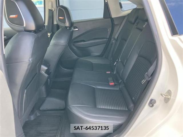 Nissan AURA 2022-04 8225420-6