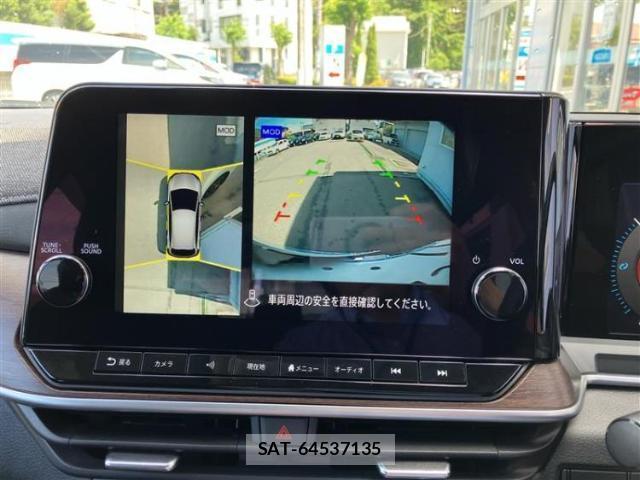 Nissan AURA 2022-04 8225420-9