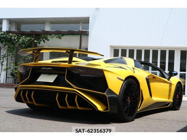 Lamborghini Aventador 2016-08 8223867-4