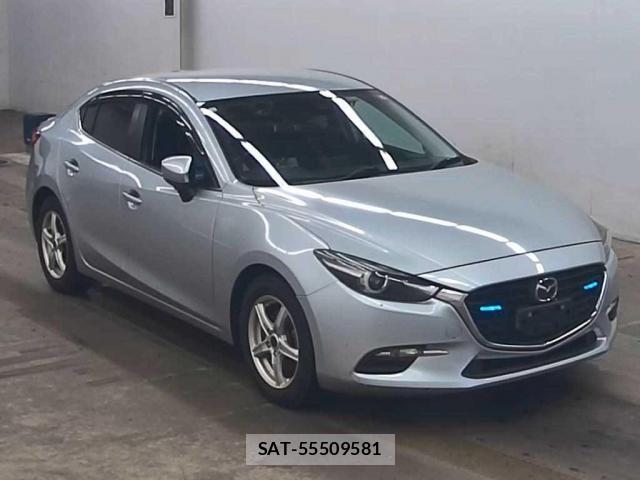 Mazda AXELA HYBRID 2017-01 8217794-3