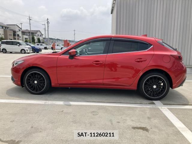 Mazda AXELA SPORT 2015-10 8217238-1