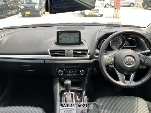 Mazda AXELA SPORT 2015-10 8217238-5