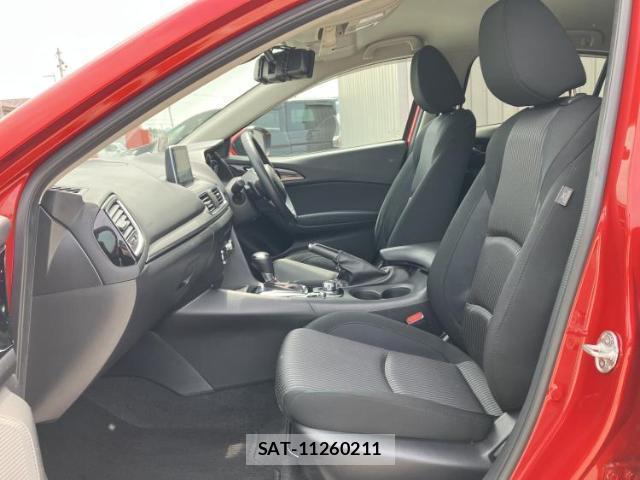 Mazda AXELA SPORT 2015-10 8217238-6