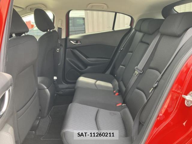 Mazda AXELA SPORT 2015-10 8217238-7