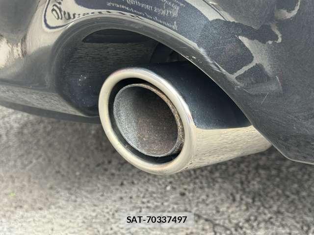 Mazda AXELA SPORT 2009-08 8220876-7