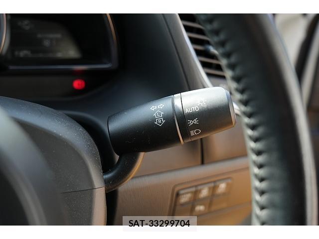 Mazda AXELA SPORT 2017-06 8223247-19