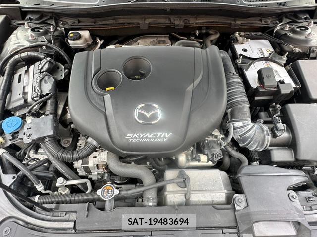 Mazda AXELA SPORT 2016-09 8224640-18
