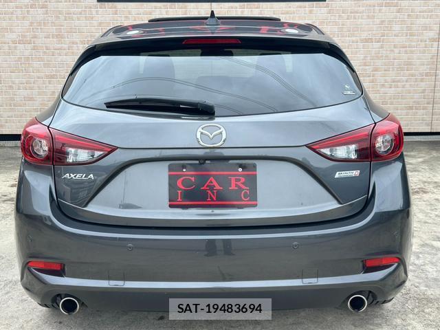 Mazda AXELA SPORT 2016-09 8224640-4