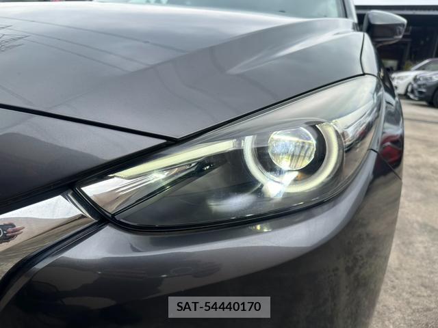 Mazda AXELA SPORT 2016-09 8224657-17