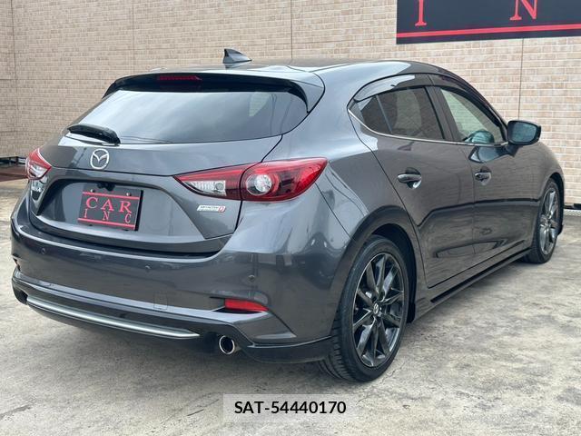 Mazda AXELA SPORT 2016-09 8224657-2