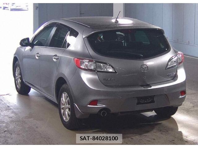Mazda AXELA SPORT 2013-03 8224665-1