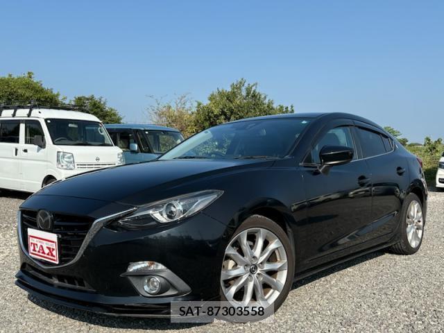 Mazda AXELA 2015-11 8220799-0