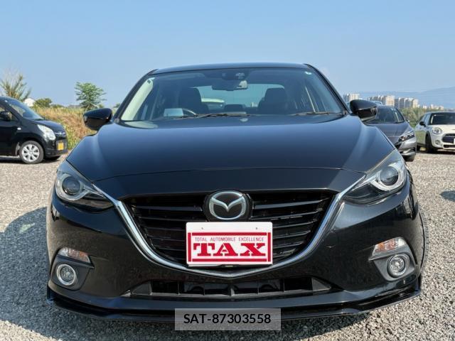 Mazda AXELA 2015-11 8220799-13