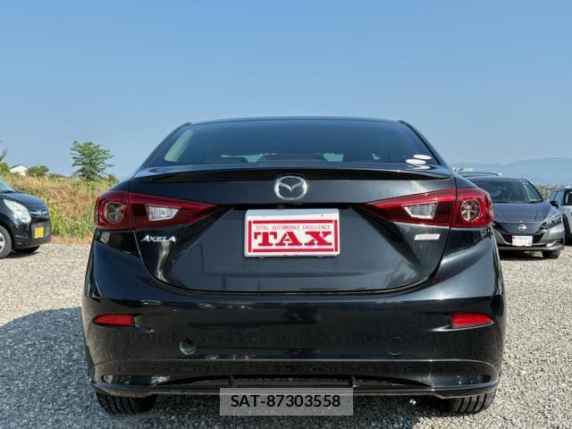 Mazda AXELA 2015-11 8220799-14