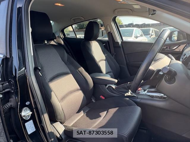 Mazda AXELA 2015-11 8220799-8