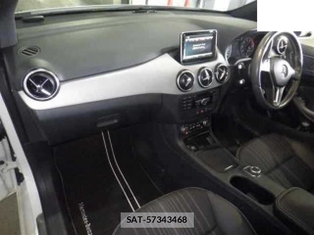 Mercedes Benz B-CLASS 2014-03 8218983-3