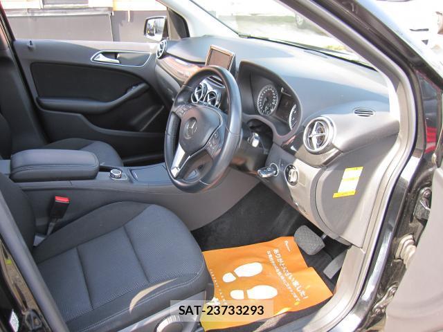 Mercedes Benz B-CLASS 2014-03 8220623-2