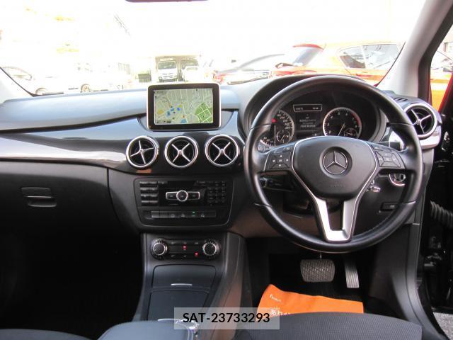 Mercedes Benz B-CLASS 2014-03 8220623-4