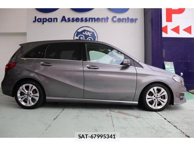 Mercedes Benz B-CLASS 2017-11 8222491-6