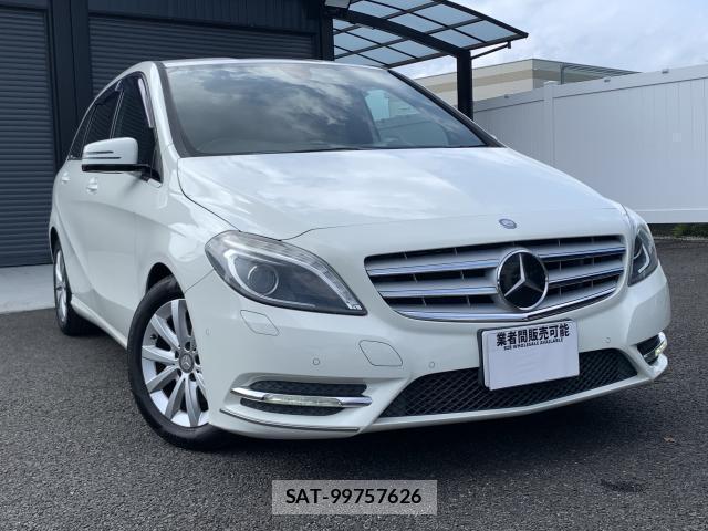 Mercedes Benz B-CLASS 2013-02 8223181-11
