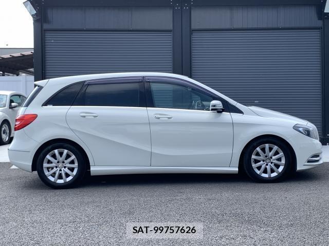 Mercedes Benz B-CLASS 2013-02 8223181-3