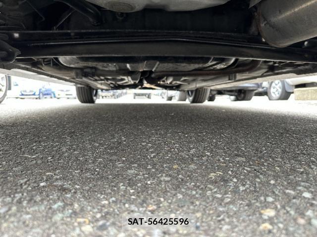Toyota BB 2002-12 8220446-17