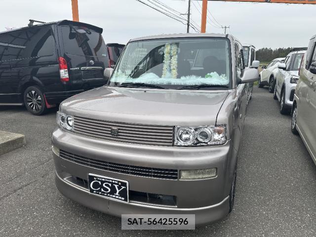 Toyota BB 2002-12 8220446-18