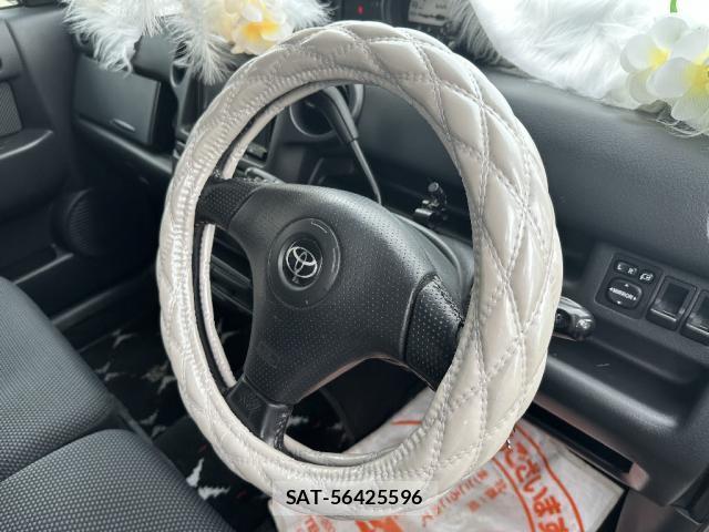 Toyota BB 2002-12 8220446-6