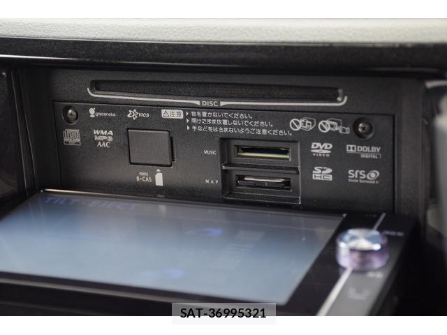 Toyota BB 2013-08 8223227-15