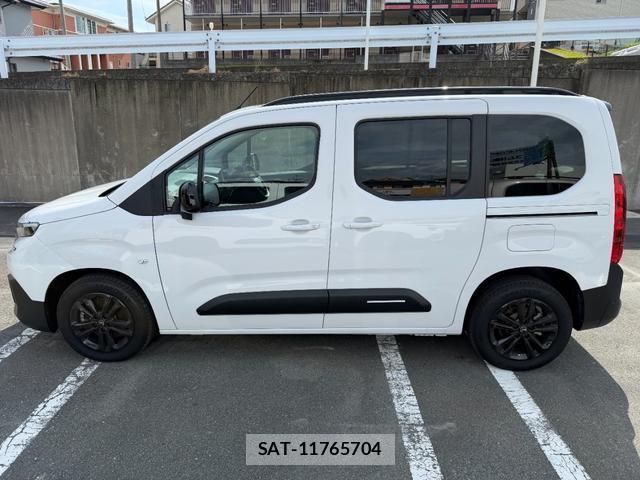 Citroen BERLINGO 2025-06 8216793-17
