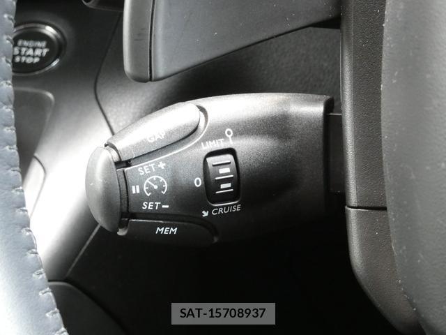Citroen BERLINGO 2023-04 8216797-8