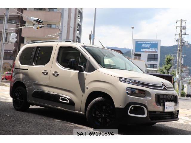 Citroen BERLINGO 2020-10 8222498-3