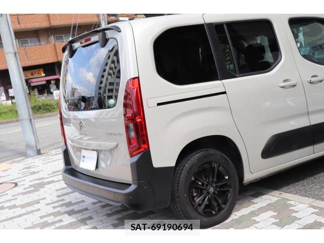 Citroen BERLINGO 2020-10 8222498-5