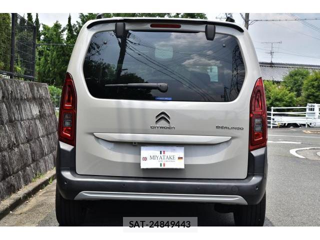 Citroen BERLINGO 2023-08 8224391-1