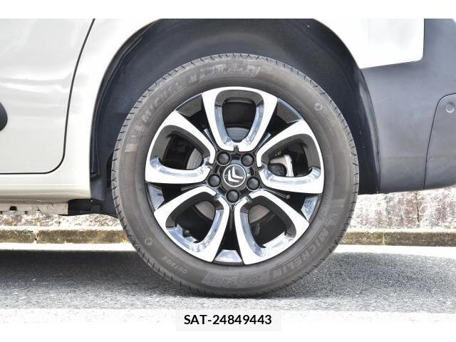 Citroen BERLINGO 2023-08 8224391-7