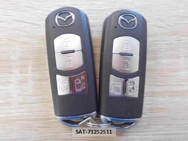 Mazda BIANTE 2013-08 8221005-15