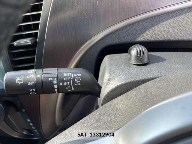 Mazda BIANTE 2012-03 8223308-12