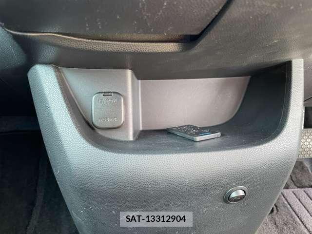 Mazda BIANTE 2012-03 8223308-15