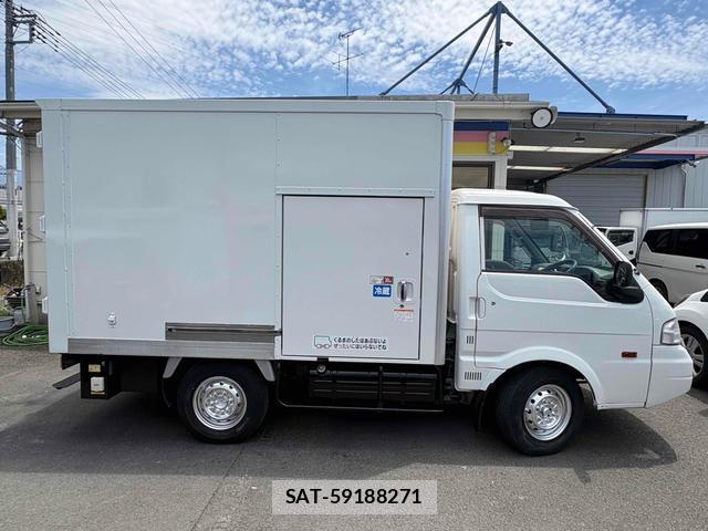 Mazda BONGO TRUCK 2018-05 8220434-12