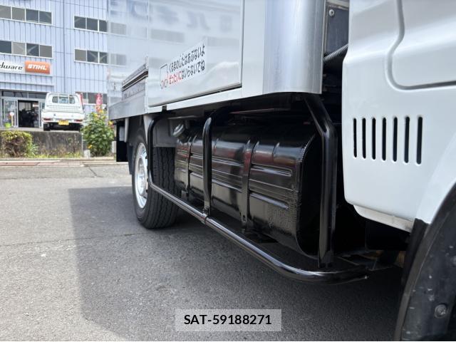 Mazda BONGO TRUCK 2018-05 8220434-13
