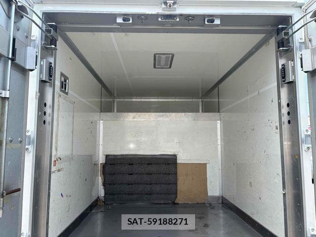 Mazda BONGO TRUCK 2018-05 8220434-6