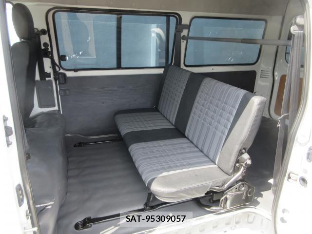 Mazda BONGO VAN 2020-05 8216293-14