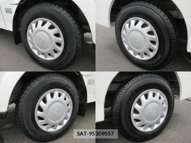 Mazda BONGO VAN 2020-05 8216293-8