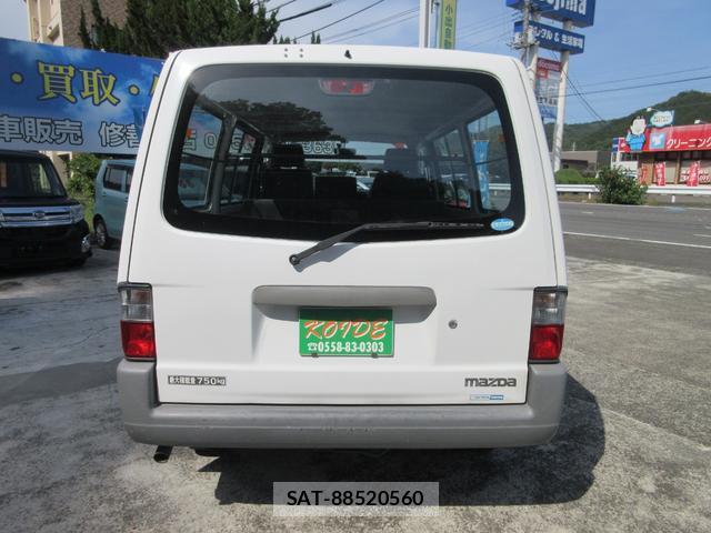 Mazda BONGO VAN 2007-02 8222721-2
